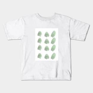 green brushes Kids T-Shirt